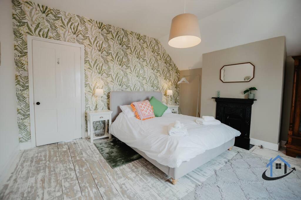 Indigo Snug - Gorgeous 2 Bed Flat In The Heart Of 克罗默 外观 照片