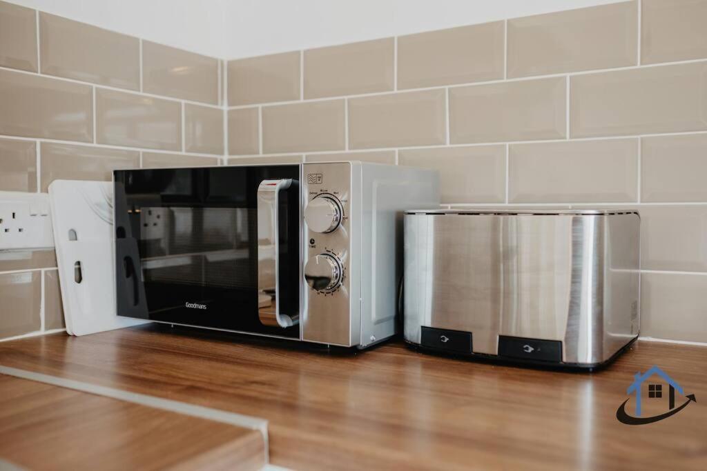 Indigo Snug - Gorgeous 2 Bed Flat In The Heart Of 克罗默 外观 照片