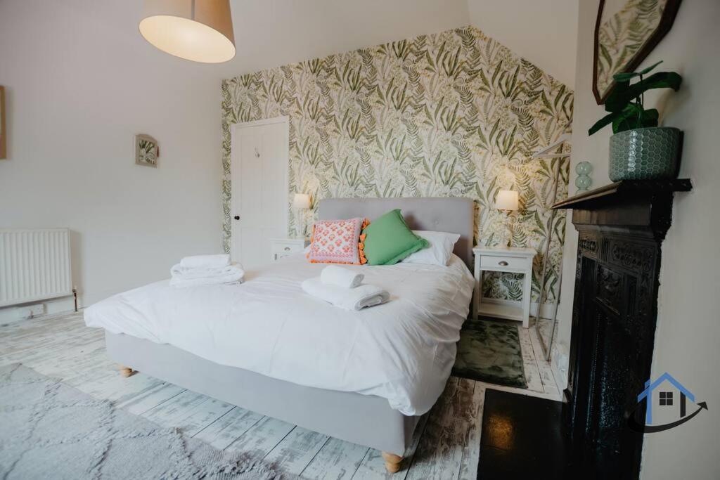 Indigo Snug - Gorgeous 2 Bed Flat In The Heart Of 克罗默 外观 照片